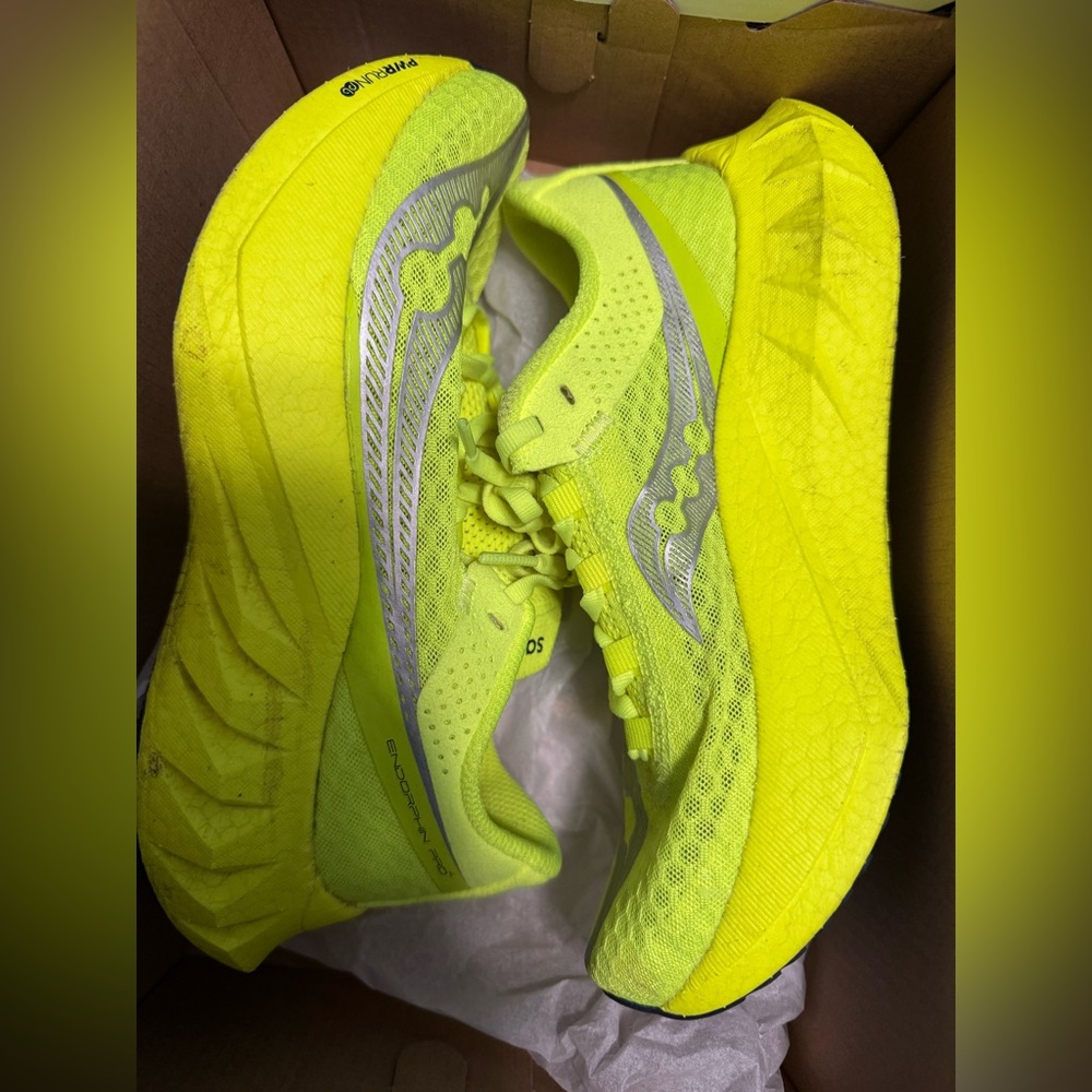Women’s Saucony Endorphin Pro 4
